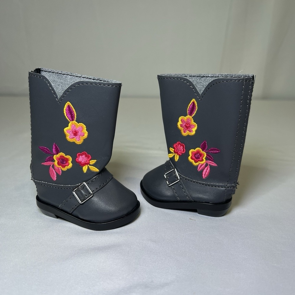 American Girl Saige Copeland Boots Embroidered‎ Flowers
